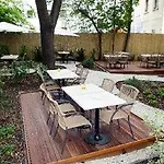 Beigli & Garden 3* Bratislava