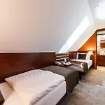 Beigli & Garden Готель