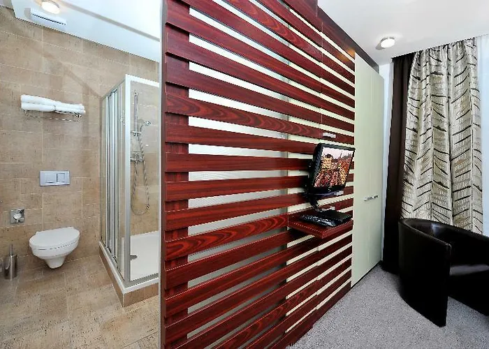 Beigli & Garden Hotel 3*