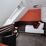 Beigli & Garden Hotel