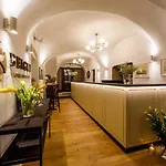 Hotel Beigli & Garden