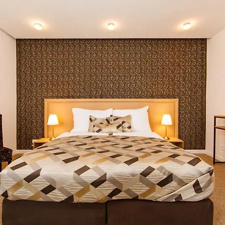 Beigli & Garden فندق براتسيلافا